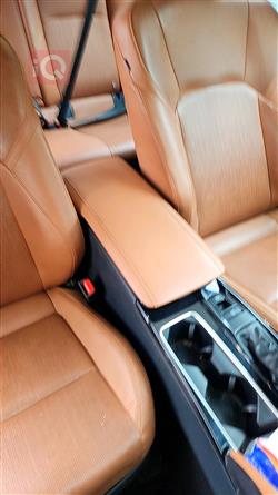 تۆیۆتا کامری